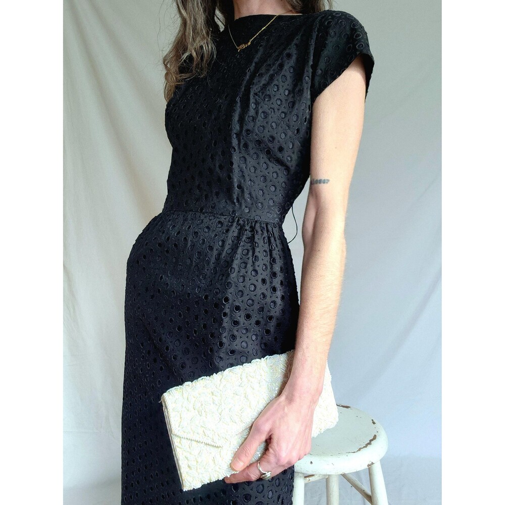 Vintage 1950s Wiggle Dress: Black Cotton Eyelet Lace, Women's S/M